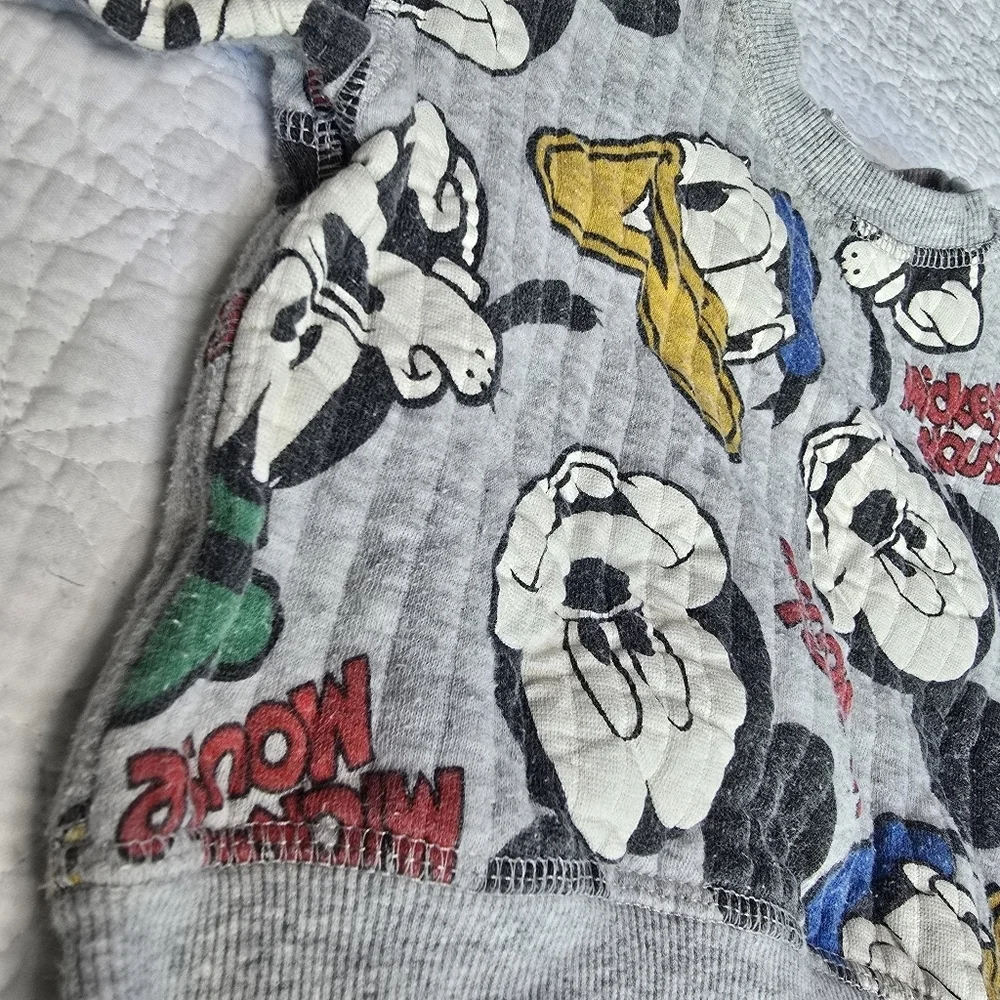 H&M Disney Mickey Mouse Baby 6-9 Month Sweatshirt Crew Neck Sweater - Picture 3 of 5